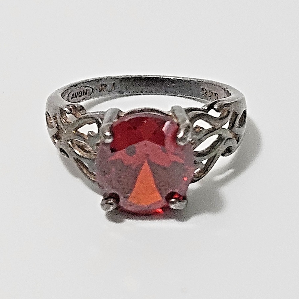 Vintage Avon R J Graziano Ring Sterling Silver Red Stone Size 6